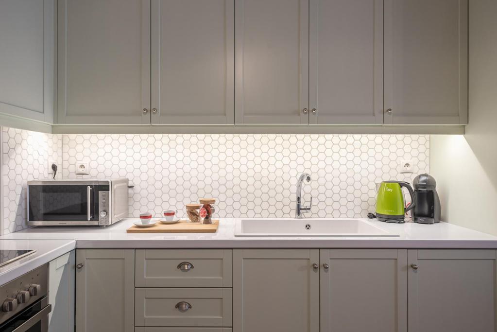 Pame Rentals - 2Bd & 2Ba Home, 4 Min To Acropolis Афины Экстерьер фото
