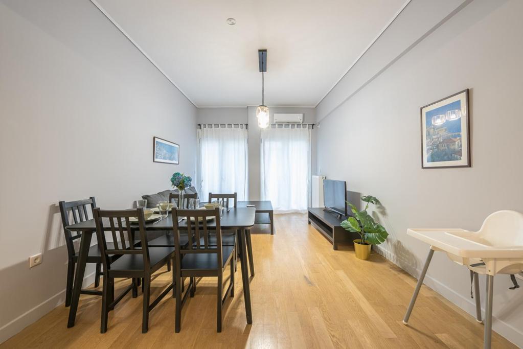Pame Rentals - 2Bd & 2Ba Home, 4 Min To Acropolis Афины Экстерьер фото